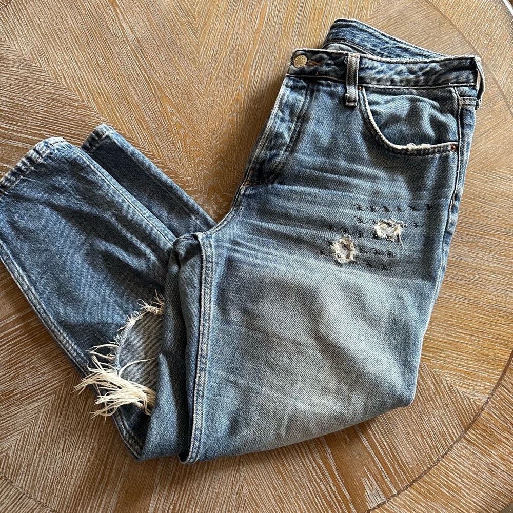 Top Shop Distressed Jeans Button Fly - Picture 7 of 7